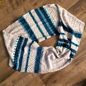 Infinity scarf